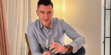 Drini Zeqo rikthehet në ekran, bëhet pjesë e këtij televizioni