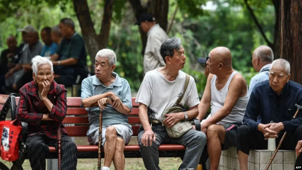 Për herë të parë në dekada, Kina rrit moshën e daljes në pension