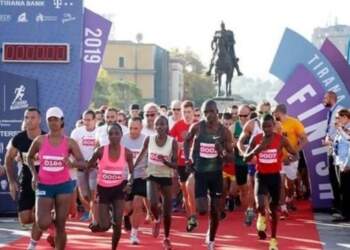 Maratona e Tiranës paralizon kryeqytetin,ja si do të devijohet qarkullimi i mjeteve