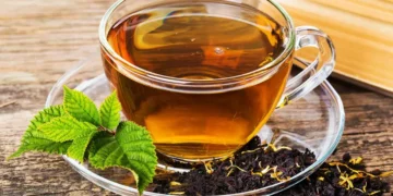 Studimi: Personat që pijnë çaj janë më pak të rrezikuar nga zemra