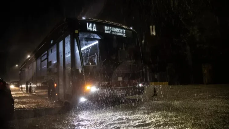 Moti i keq në Itali, një i vdekur dhe dy mijë të evakuar në Bolonja!