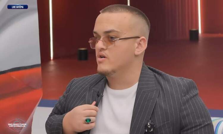 Rezarti e imitoi, Burimi: Nuk është bullizëm, jam i kënaqur me të gjithë banorët