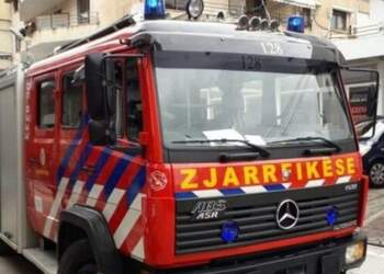 Zjarr në një azil në Tiranë, lëndohen disa të moshuar, transportohen për në spital