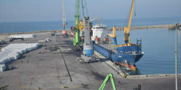 Lufta e Izraelit kalon nga Shqipëria: Karburanti e eksplozivët që “s’i sheh askush”