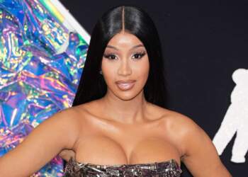 Cardi B tregon momentin kur e kuptoi menjëherë se ishte shtatzënë,pa bërë asnjë test