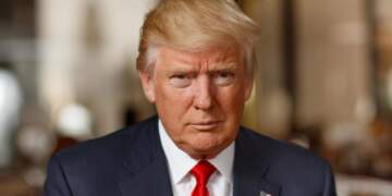 Zgjedhjet në SHBA: Reperi refuzoi 3 milionë dollarë për të performuar për Trump