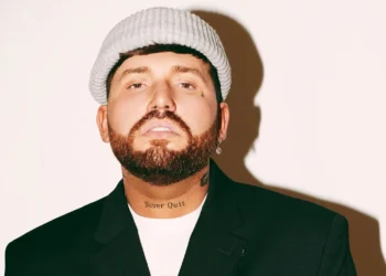 “S’kisha bukë për të ngrënë”, reperi shqiptar rrëfen fëmijërinë e vështirë