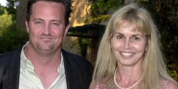 Nëna e Matthew Perry flet për momentet e fundit që kaloi me të birin
