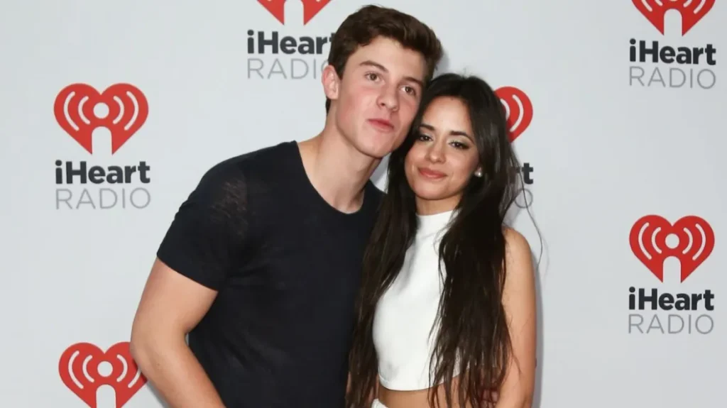Shawn Mendes flet për ish-partneren: Ajo më ka mësuar se çfarë do të thotë dashuri