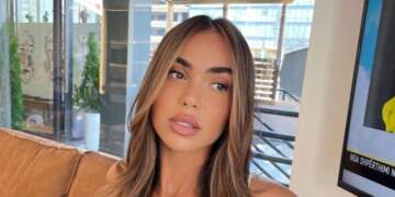 Arta Nitaj bëhet nënë, sjell në jetë fëmijën e saj të parë!