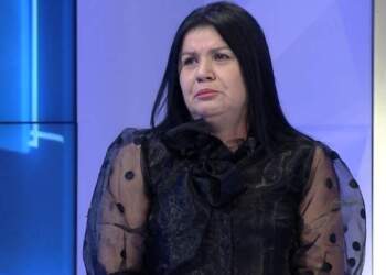 “Kërkoi mamin”, rrëfehet mes lotëve zonja që i dha ndihmën e parë 14-vjeçarit