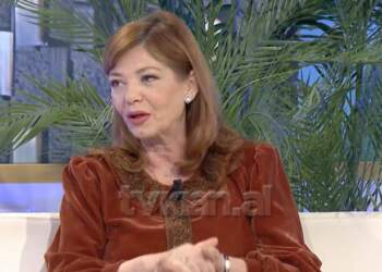 Feston 60-vjetorin në ditën e Çlirimit, Nora Malaj ka këtë “ankesë”