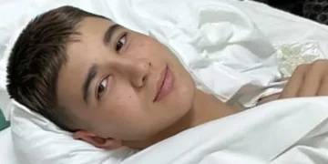 “Prindërit janë të varfër”/ Luis Meçja kërkon ndihmë nga shqiptarët për t’u shëruar