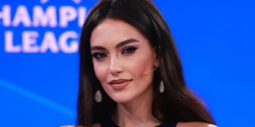 Eva Murati pëson një incident të papritur gjatë udhëtimit në Bahrain