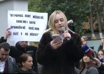 “Ia morën jetën dhe ëndërrat”/ Mamaja e Martinit bën dedikimin prekës për të birin