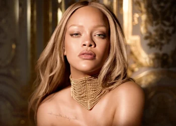 Rihanna bën deklaratën e fortë: Votoni sepse unë s’mundem!