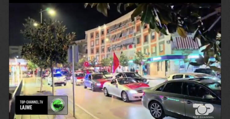 112-vjetori i Pavarësisë, vijojnë atmosferat festive nëpër qytete