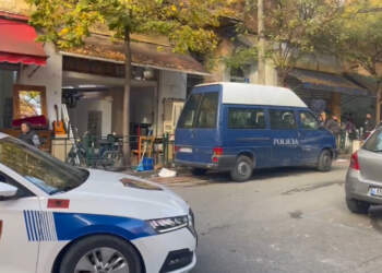 Sherr me thika pranë shkollës 9-vjeçare në Tiranë, humb jetën 14-vjeçari