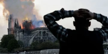 5 vite pas zjarrit hapet Notre Dame, Macron viziton katedralen e rindërtuar
