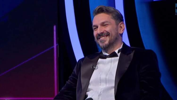 Parisi në ‘shok’, hapet zjarr në “McDonald’s”! Raportohet për viktima