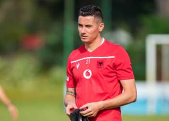 E papritur! Odise Roshi i jep lamtumirën Kombëtares!