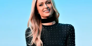 Paris Hilton pohon se nuk ka bërë kurrë ndërhyrje, ja cili është sekreti i bukurisë