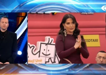 “Është ulur në lloj lloj karrigeje”, komentet e Jozit përlotin Rozanën: S’ke turp?
