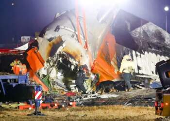 Përplasja e avionit, Korea e Jugut shpall 7 ditë zie kombëtare