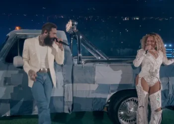 Performancë ikonike: Beyoncé kthen stadiumin në përrallë dimri me Blue Ivy