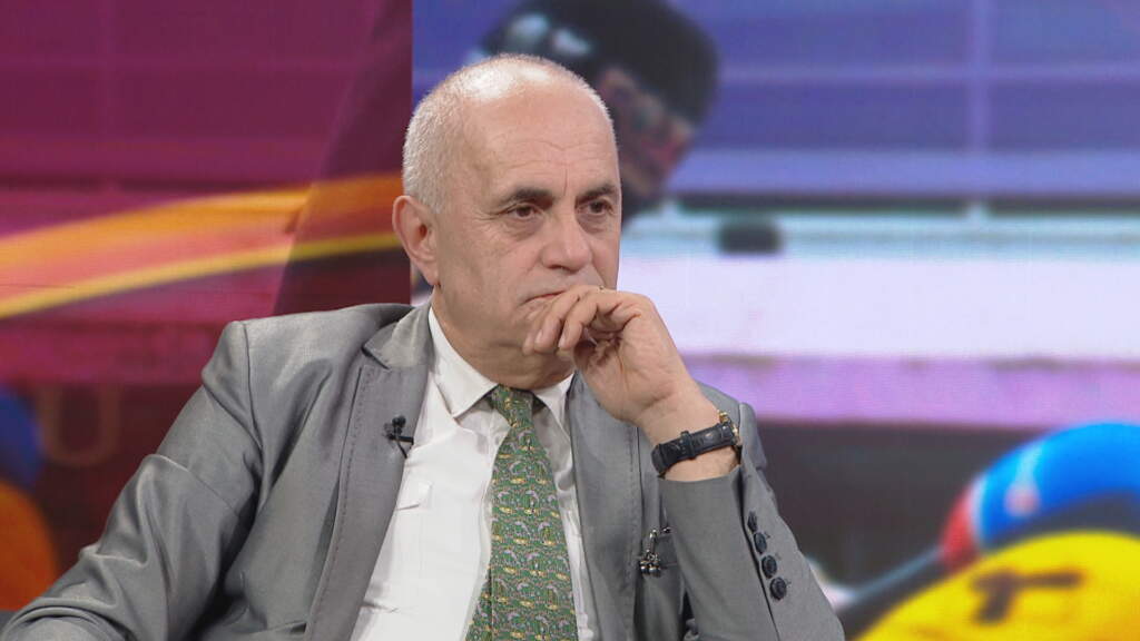 Gëzuar Vitin e Ri të gjithë atyre që nuk e kanë gjelin e detit të vjedhur