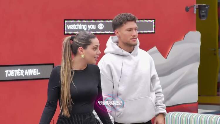 Lejla dhe Driloni puthen në buzë? Video që po çmend rrjetin