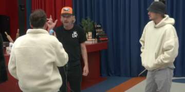 “Plas” mes Arionit dhe Xuxit: Ti veç këngëtar nuk je