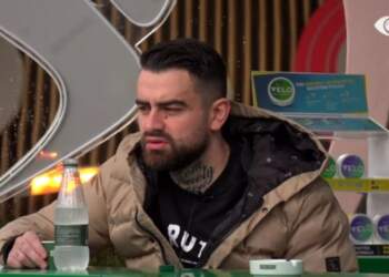 “Babi është i paralizuar“/ Petro flet për jetën e tij: Mami ndërroi jetë