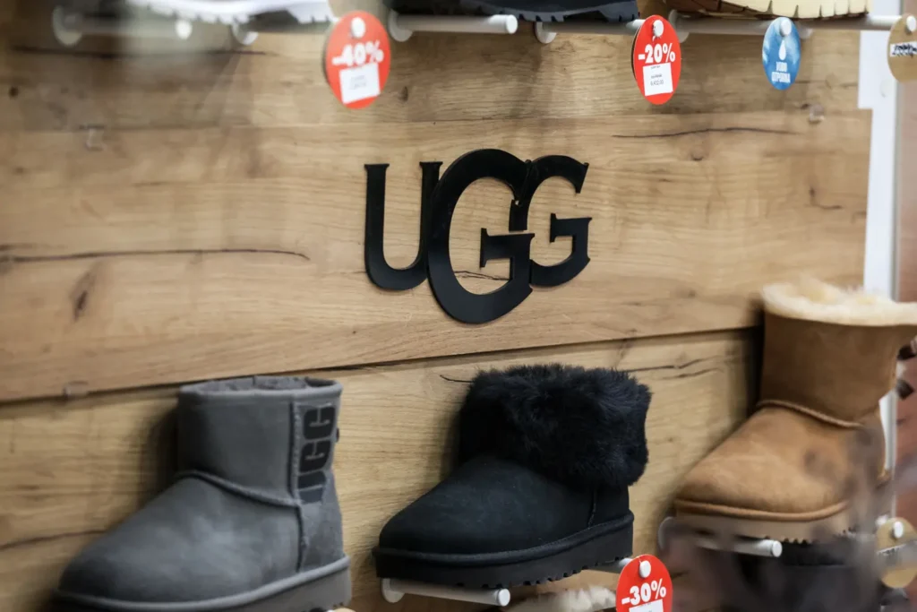 Shitësi australian detyrohet të ndryshojë emrin, shkak bëhet gjiganti amerikan “UGG”