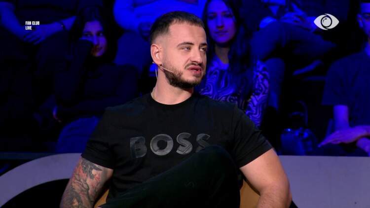 Ka pësuar humbje ndjekësish në rrjetet sociale, Xumi e mohon: Aspak!