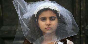 Çfarë do të sillte legalizimi i martesës së vajzave 9-vjeçare në Irak?