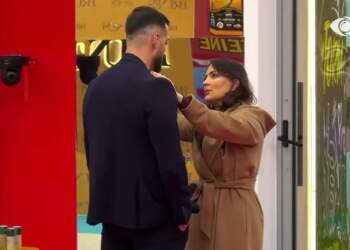 Debati i fortë mes Jozit dhe Rozanës, këngëtarja: U detyrova ta falja