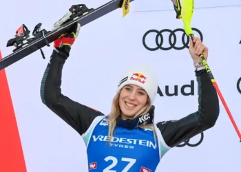 Garat e skive në Francë,skiatorja shqiptare Lara Colturin renditet në 10 më të mirat