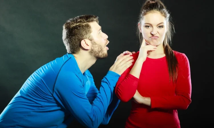 Shenja që nuk mund ta lërë pas të kaluarën dhe ish-partnerin e saj