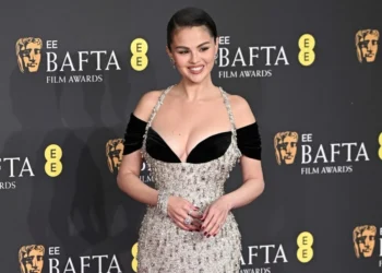 BAFTA 2025: Pamjet më mbresëlënëse në tapetin e kuq