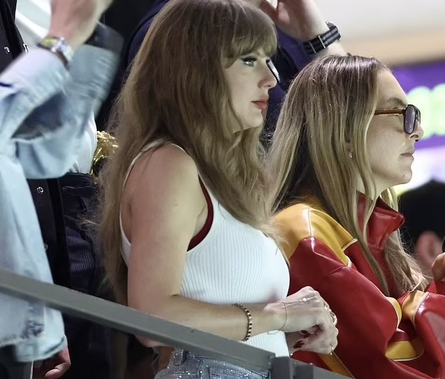 Shifra marramendëse e bizhuterive të Taylor Swift në Super Bowl