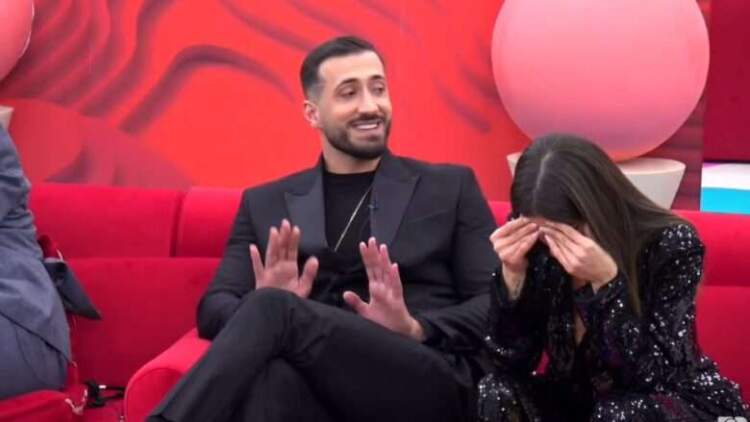 Ajo i pa të gjitha dhe u zhgënjye! Jozi bën dedikimin e papritur ndaj Loredanës