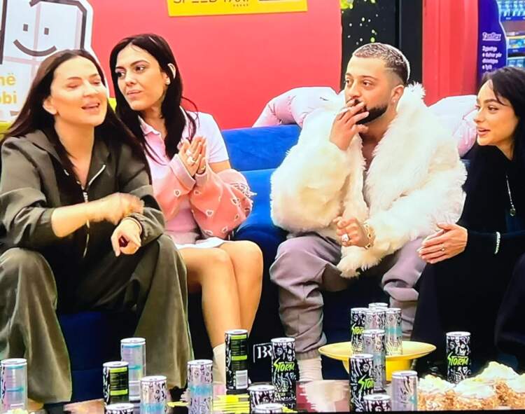 “Të uroj fitoren”/ Olta Gixhari i dërgon mesazh Rozana Radit?