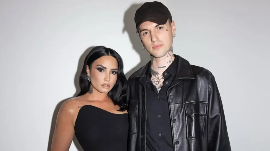 Demi Lovato shfaq humbjen drastike të peshës gjatë një mbrëmjeje romantike me bashkëshortin