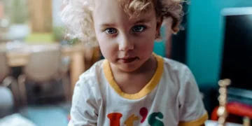 Fjala e rëndësishme që mund t’i mbrojë fëmijët nga abuzimi