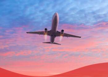 “Kërrcet” grushti në avion, pasagjeri kap prej flokësh vajzën e ulur para tij