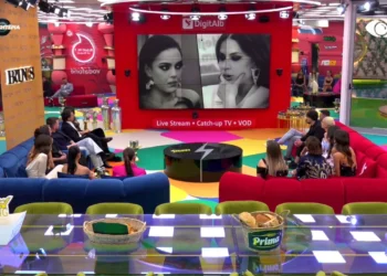 “Ajo u bë viktimë”/ Livia dhe Rozana përloten pasi shikojnë klipin e “përplasjes”