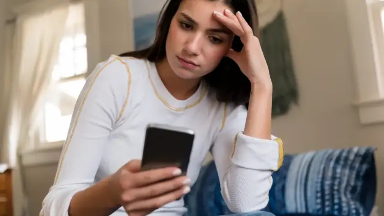 Ankthi nga zilja! Pse gjenerata Z po ndjek kurse për t’ju përgjigjur telefonatave?