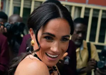 Dëshmia që skandalizoi familjen mbretërore: E putha Meghan kur ishte e martuar