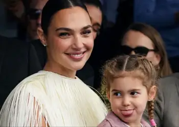 U puth në buzë me vajzën, Gal Gadot kryqëzohet nga fansat